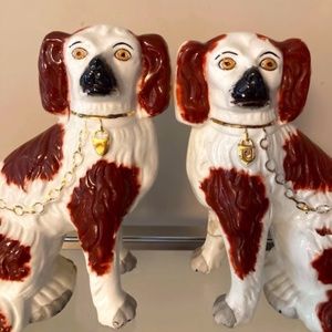 Staffordshire Dog Pair - King Charles Spaniels 7.5" High